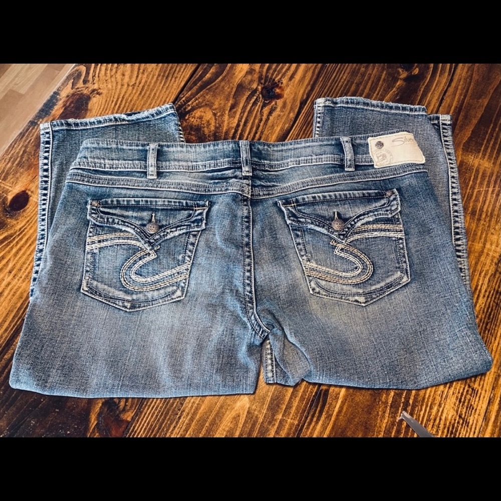 Silver Capris